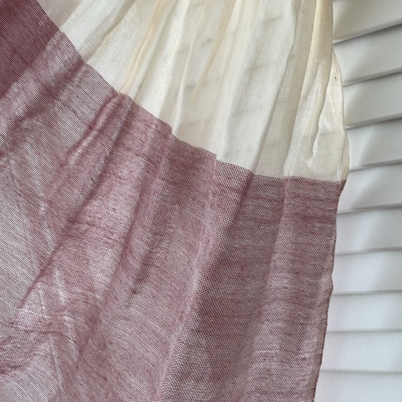 Cream and Red Linen Scarf - Picture 4 of 5